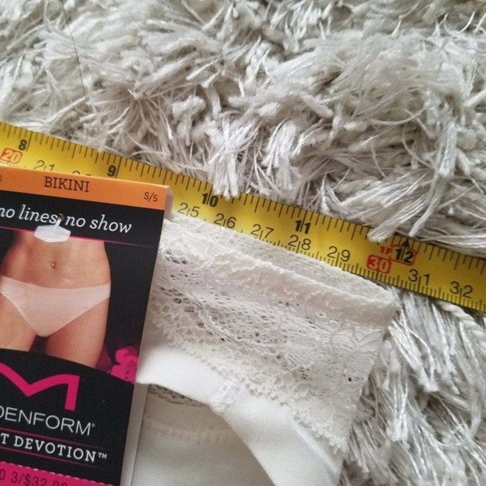 Maidenform deadstock silkies off white bikini panties No lines no show panty - Picture 14 of 16